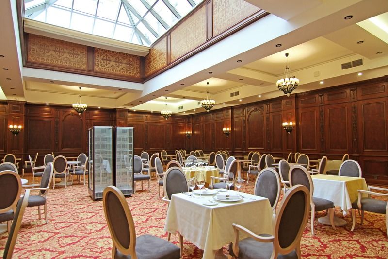 Orion Hotel Bishkek Exterior photo Restaurant